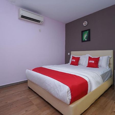Capital O 89919 Hotel Hari Hari Куала-Лумпур Екстер'єр фото