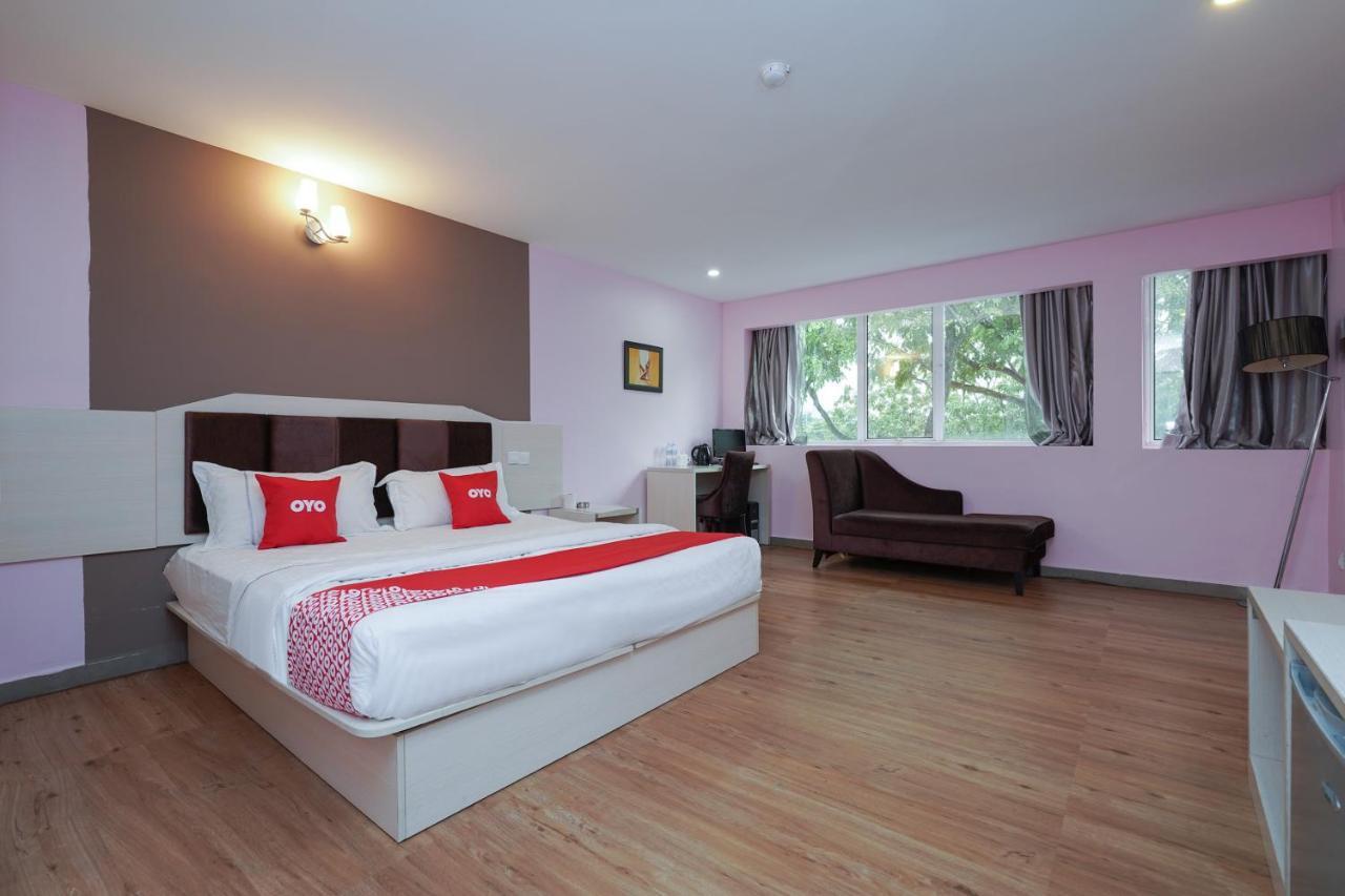Capital O 89919 Hotel Hari Hari Куала-Лумпур Екстер'єр фото