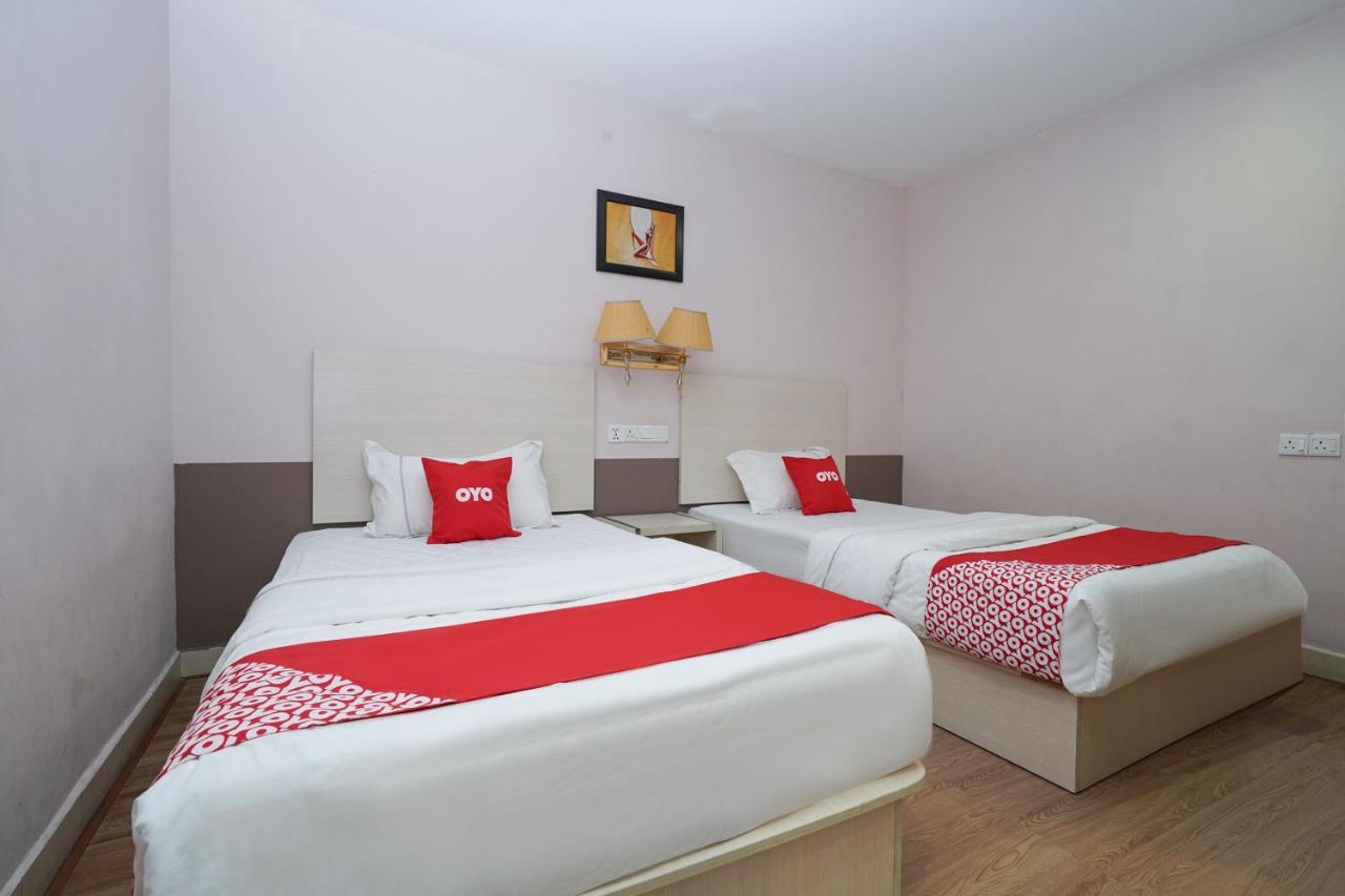 Capital O 89919 Hotel Hari Hari Куала-Лумпур Екстер'єр фото