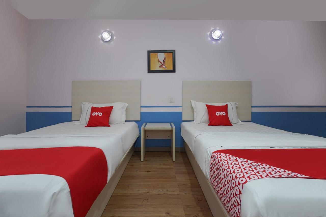 Capital O 89919 Hotel Hari Hari Куала-Лумпур Екстер'єр фото